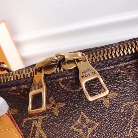 LOUIS VUITTON Classic Report Logo Printed Canvas Handbag - Picture 6 of 9